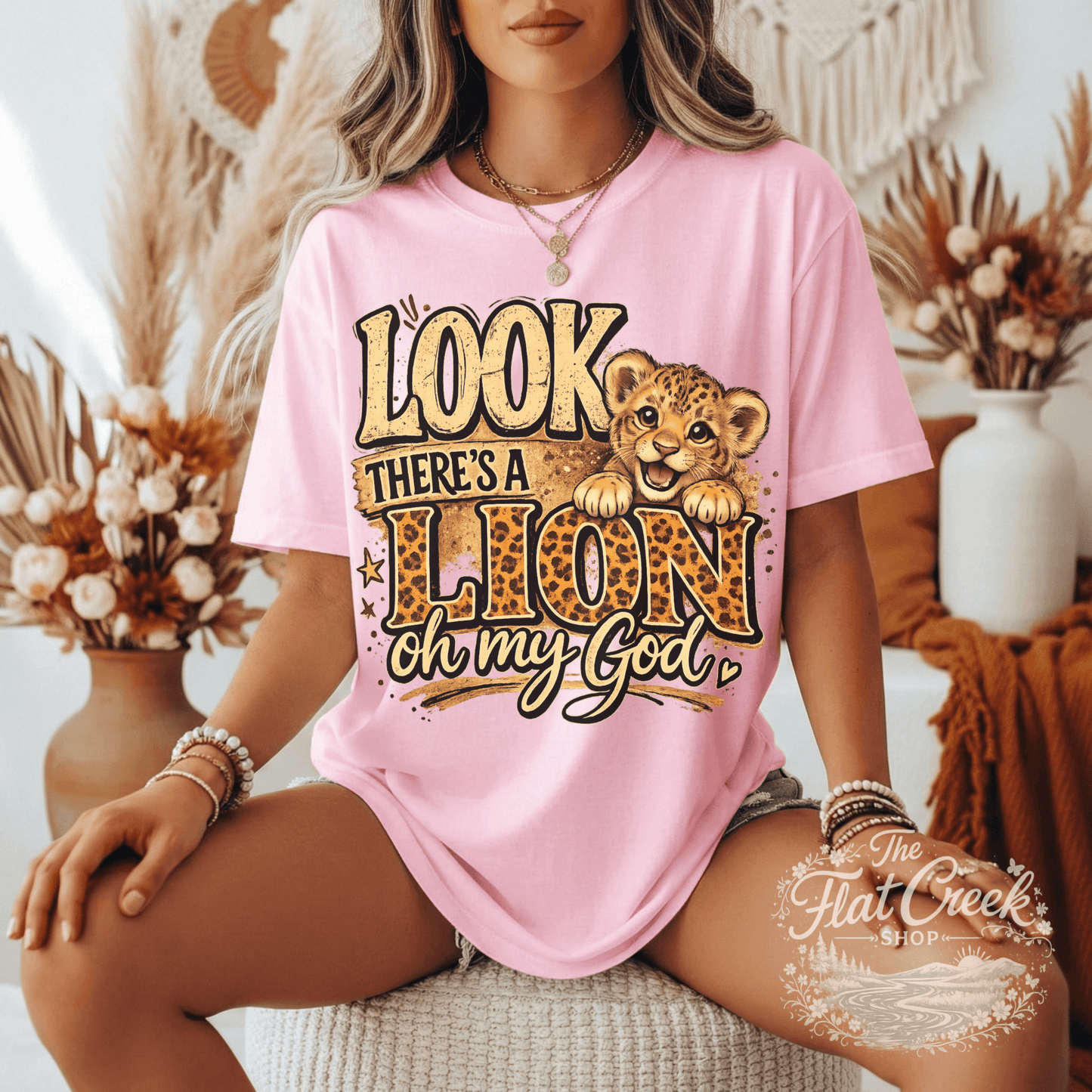 Look There's A Lion Oh My God Comfort Colors TeeSThe Flat Creek Shop LLC