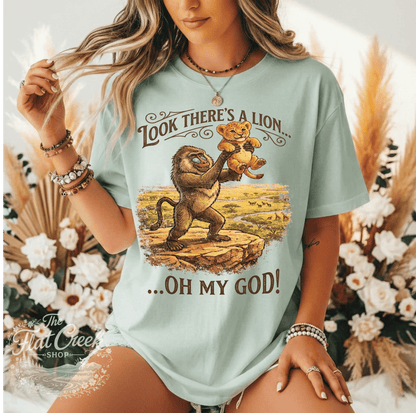 Look There's A Lion Oh My God Comfort Colors TeeSThe Flat Creek Shop LLC